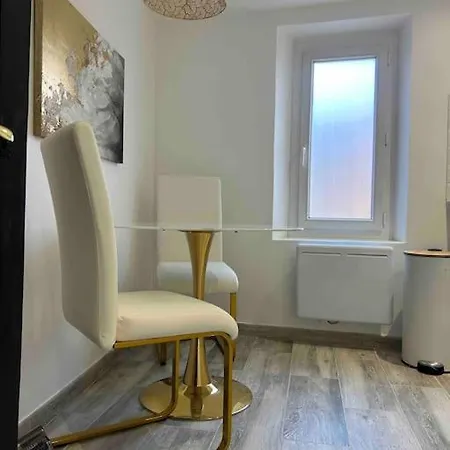 Love Room La Parenthese Carnoules Carnoules  Exterior photo